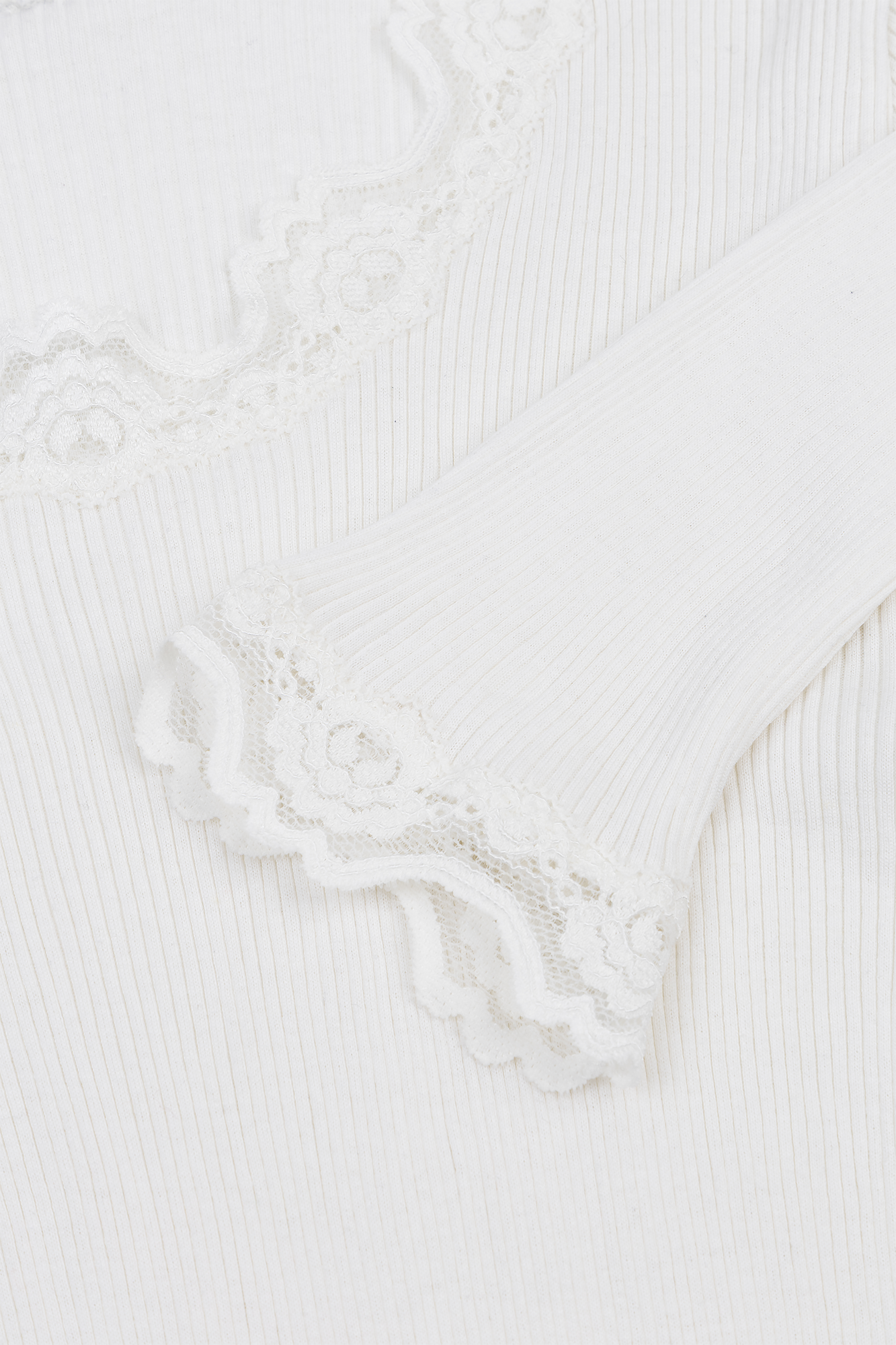 Babette Langarmshirt Regular-Fit mit Spitze Off-White