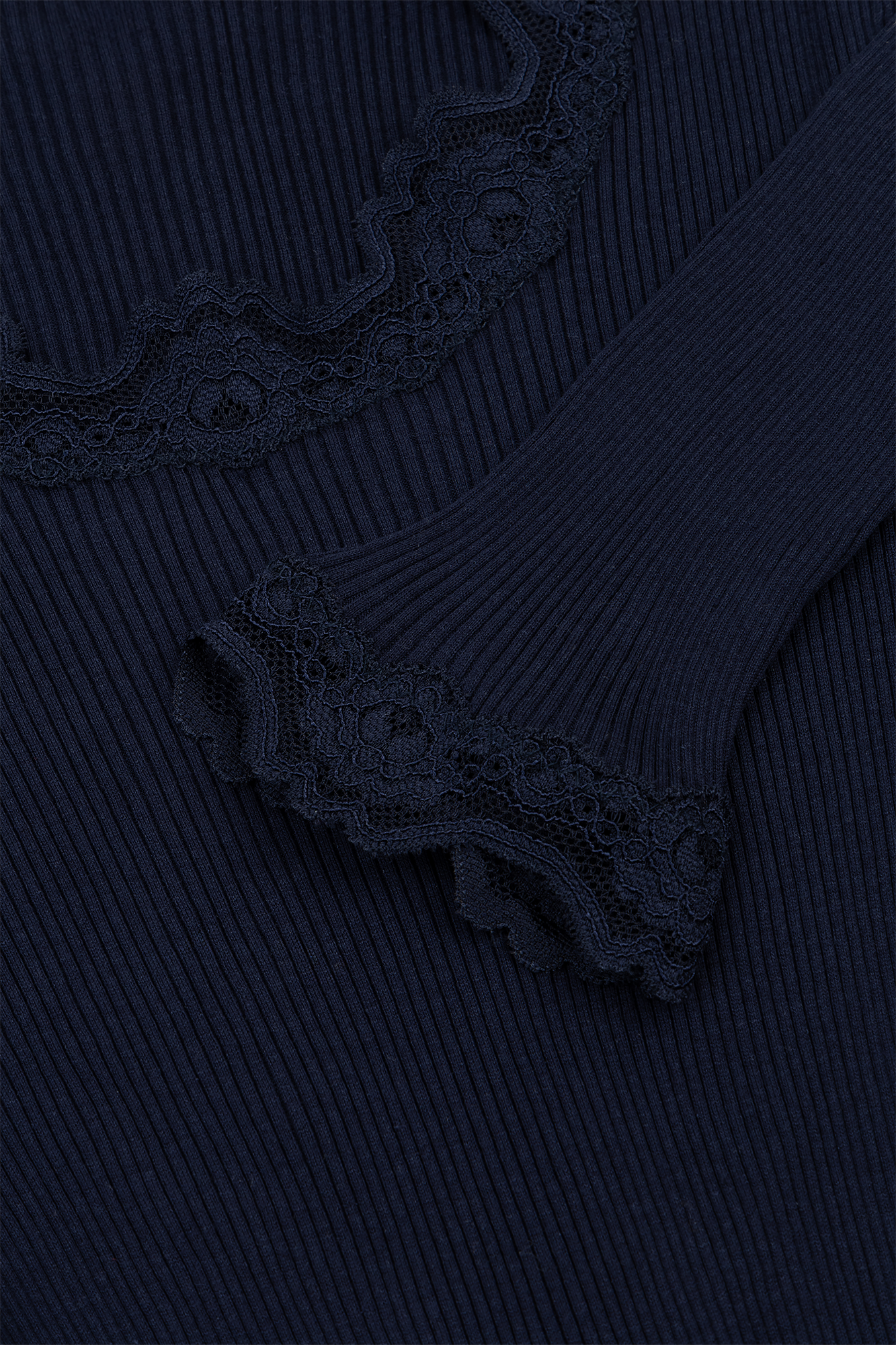 Babette Langarm-Top mit Spitze Marine-Navy